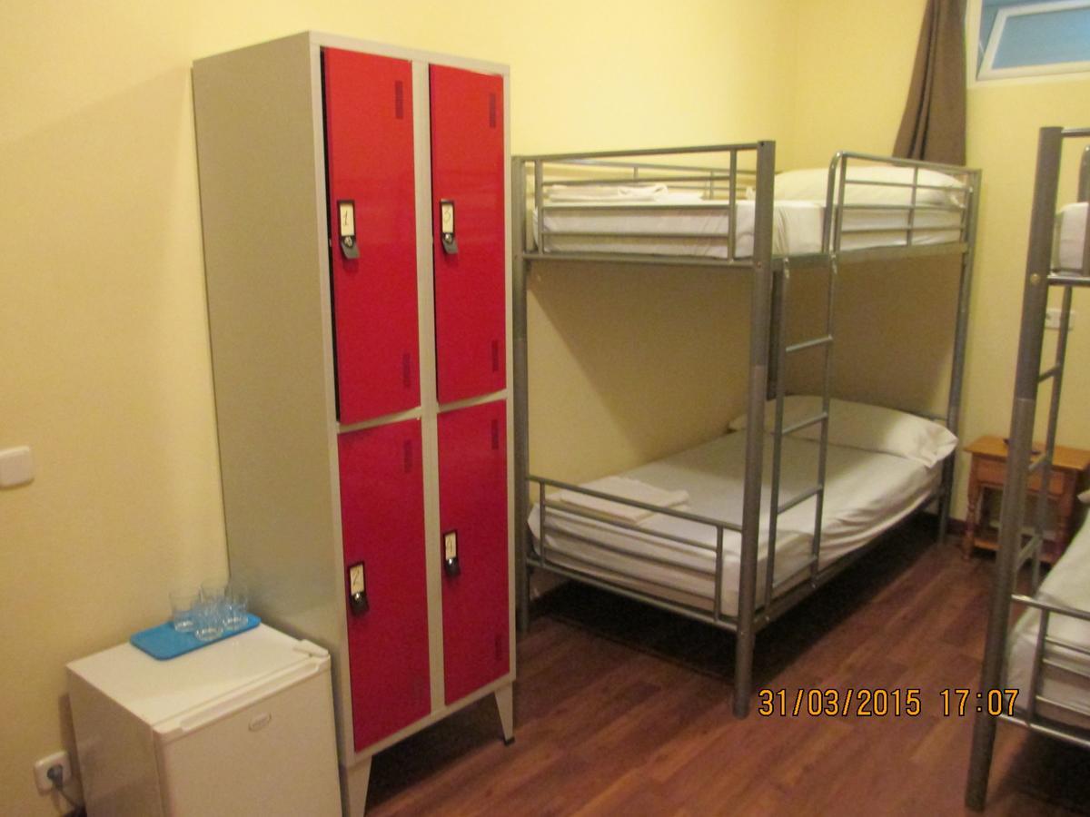 Hostal Machin Madrid Exterior foto