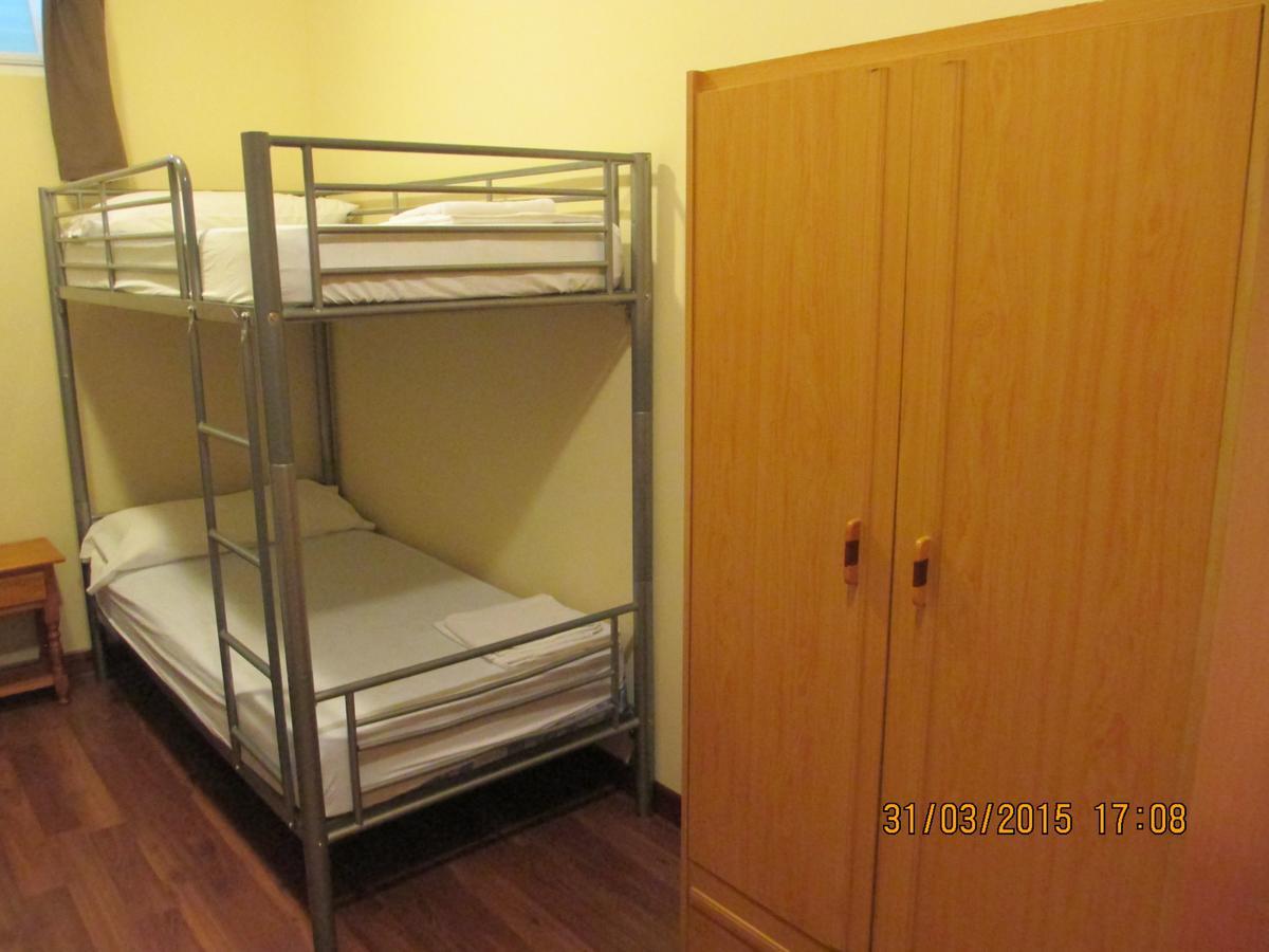 Hostal Machin Madrid Exterior foto